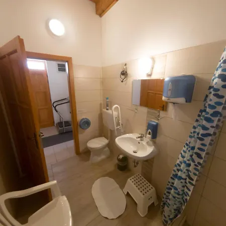 Kun Pista Vendeghaz Vertesboglar