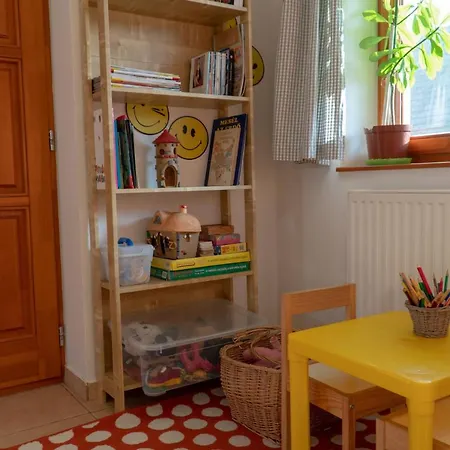 Konukevi Kun Pista Vendeghaz Vertesboglar